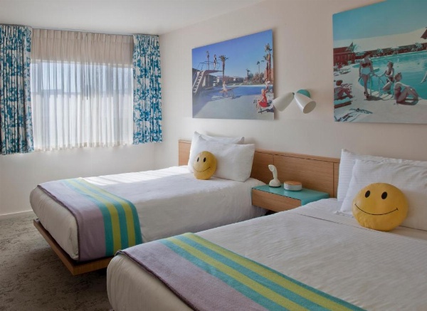 Beverly Laurel Hotel image 14