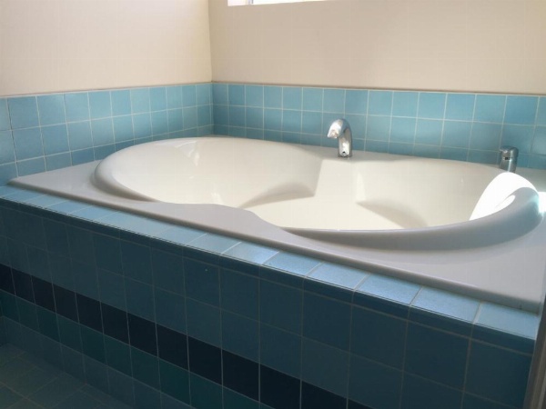 Beverly Laurel Hotel image 47